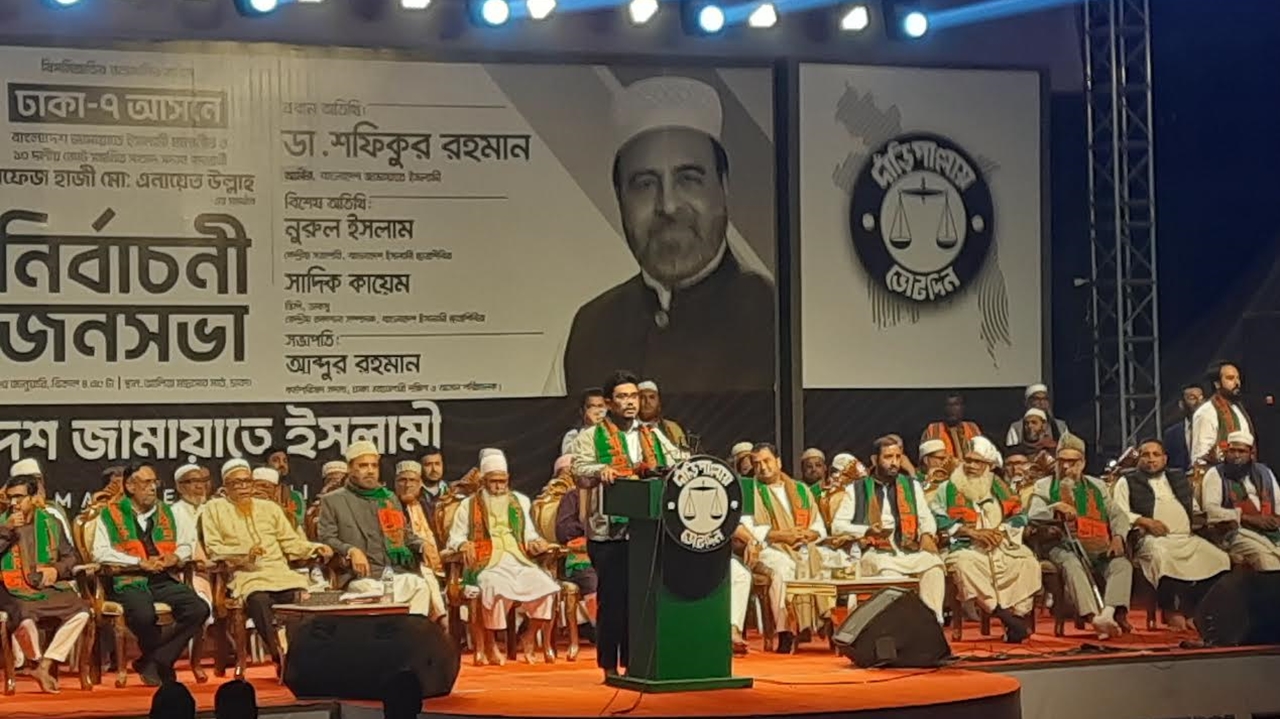 ৫৪ বছরের চটকদারি কথা বলার রাজনীতি বাংলাদেশে আর চলবে না : সাদিক কায়েম