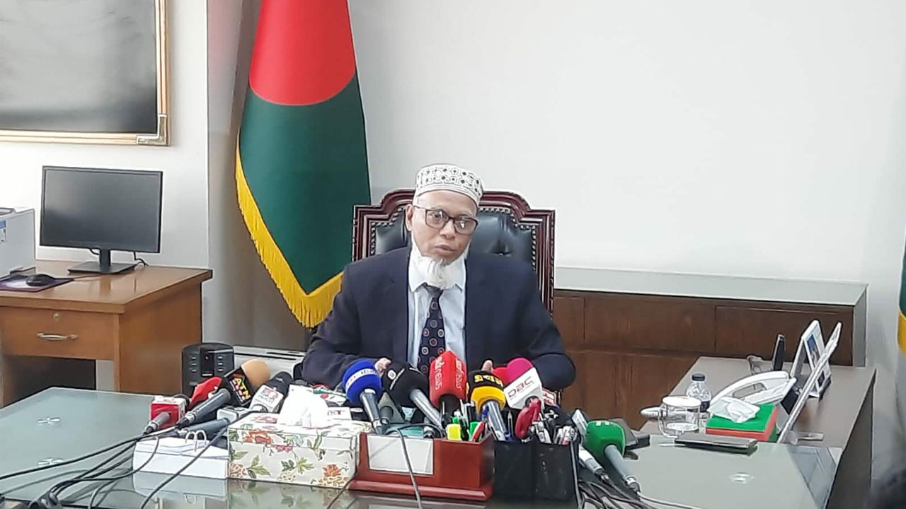 চাপ নেই, রাজনৈতিক দলগুলোর সহযোগিতায় কমিশন আত্মবিশ্বাসী : ইসি মাছউদ