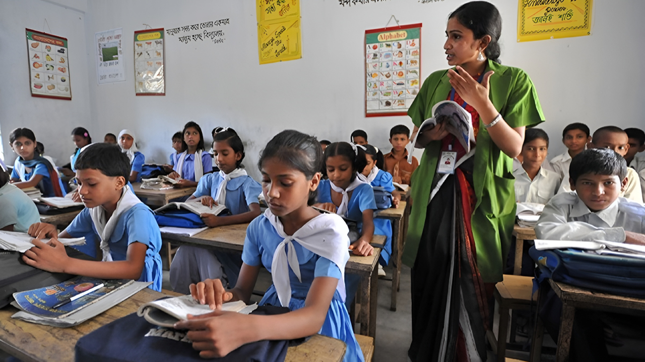 আন্তর্জাতিক শিক্ষা দিবস আজ, তরুণদের অংশগ্রহণে শিক্ষা পুনর্গঠনের বার্তা