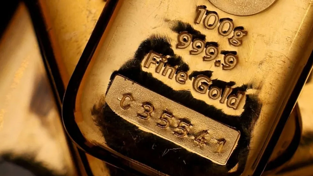 ইতিহাসে প্রথমবার স্বর্ণের দাম আউন্সে ৫ হাজার ডলার ছাড়াল