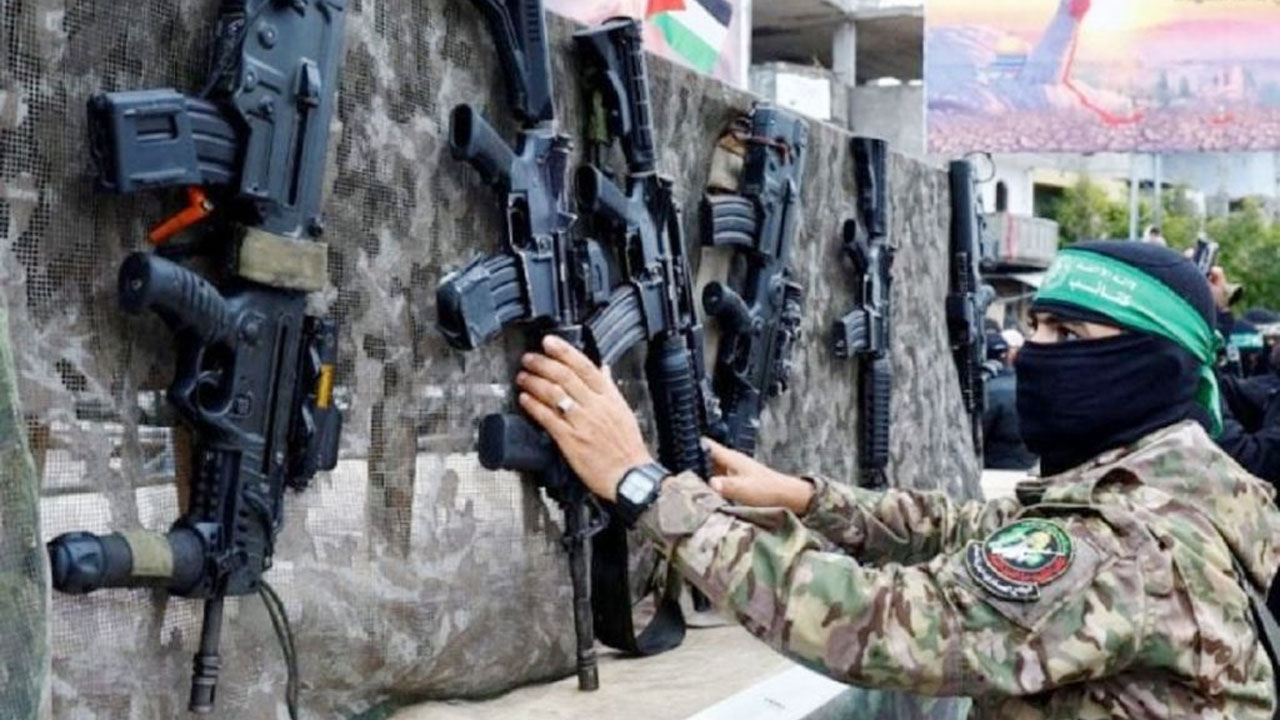 অস্ত্র সমর্পণ করতে রাজি গাজা নিয়ন্ত্রণকারী গোষ্ঠী?