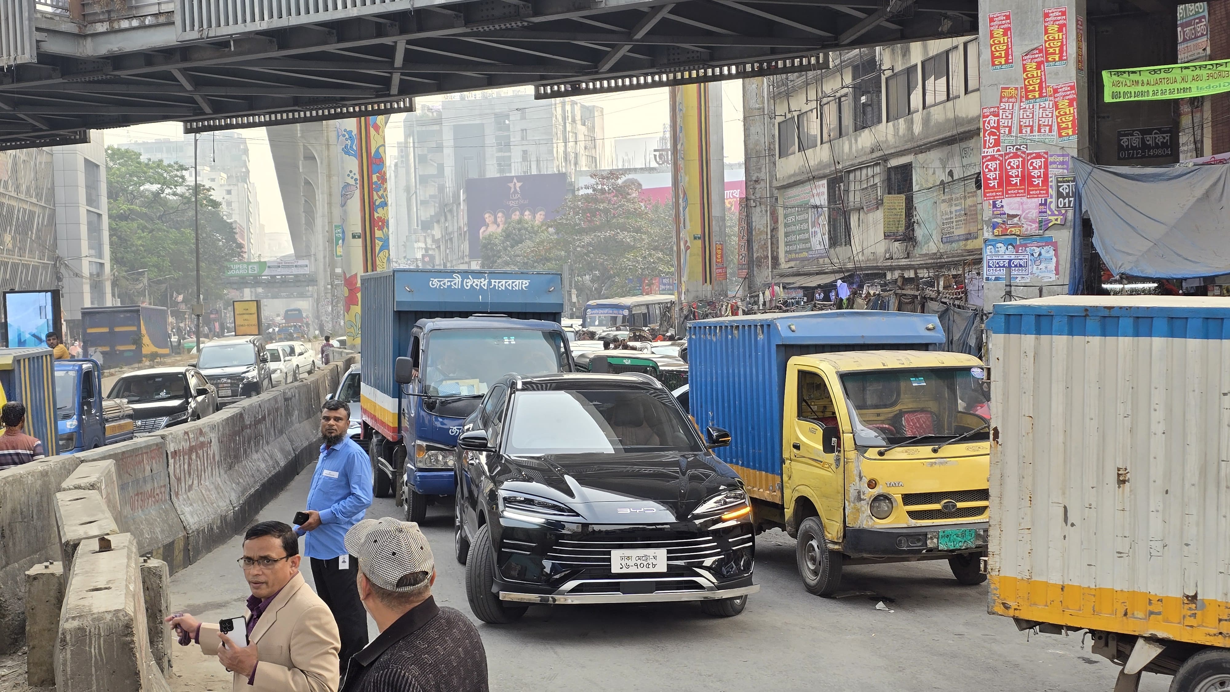 সড়ক ছেড়েছেন শিক্ষার্থীরা, ফার্মগেটে যান চলাচল স্বাভাবিক