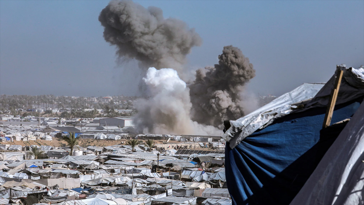 গাজায় ইসরায়েলের হামলায় একদিনে ৩২ জন নিহত