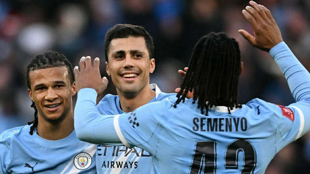 ‘ডাবল ডিজিটের’ গোলে জয়ে ফিরল ম্যানসিটি