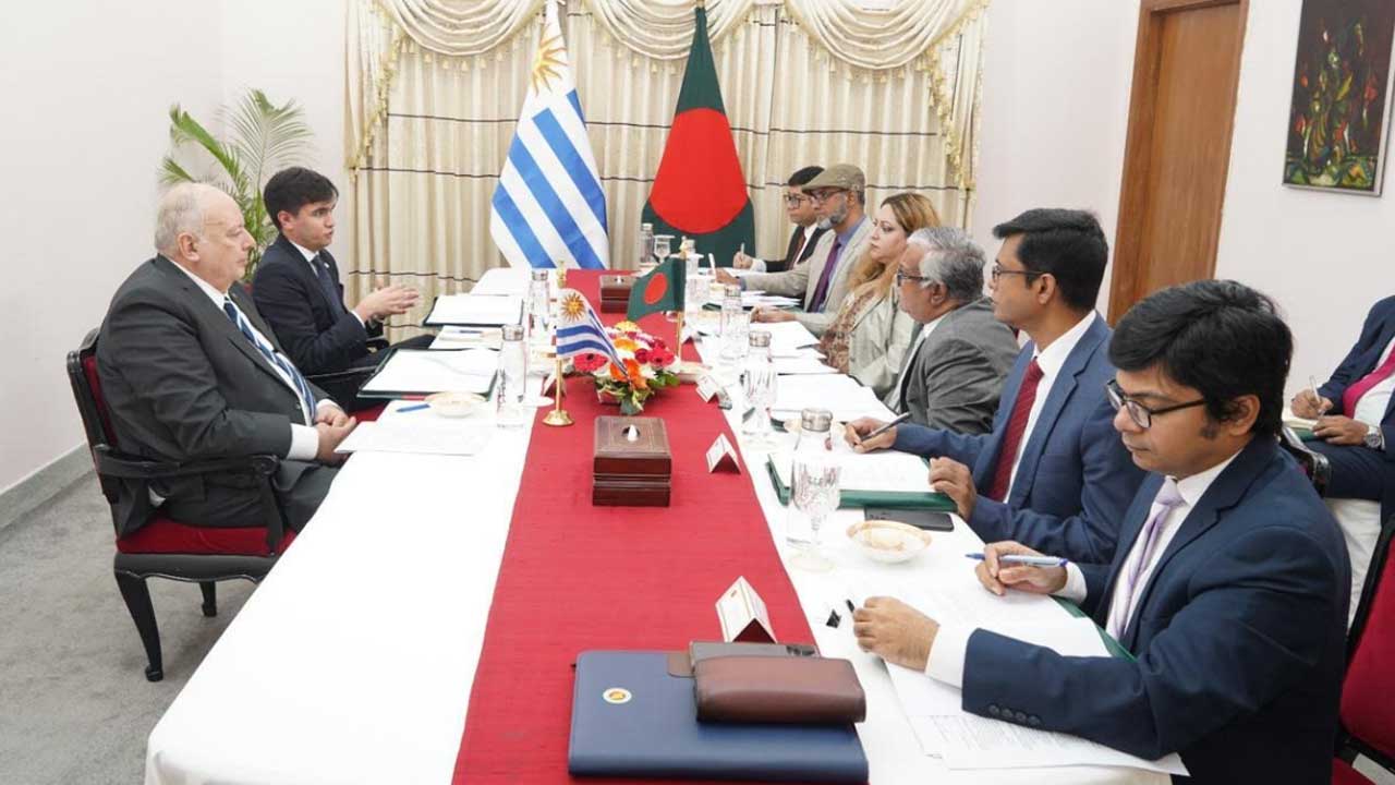 প্রথম রাজনৈতিক পরামর্শক সভা করলো বাংলাদেশ-উরুগুয়ে