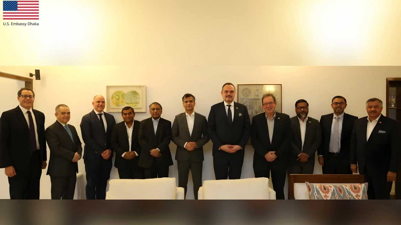 মার্কিন কোম্পানিগুলোর প্রতিনিধিদের সঙ্গে রাষ্ট্রদূতের সাক্ষাৎ