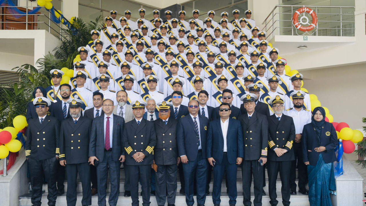 গাজীপুরে ইন্টারন্যাশনাল মেরিটাইম একাডেমির ১৪তম ব্যাচের পাসিং আউট
