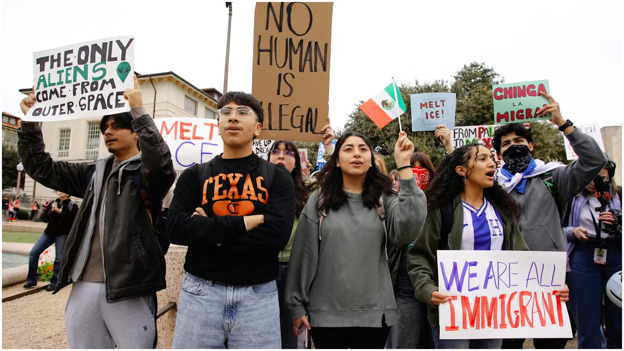 এক লাখেরও বেশি অভিবাসীকে ইইউ ছাড়ার নোটিশ