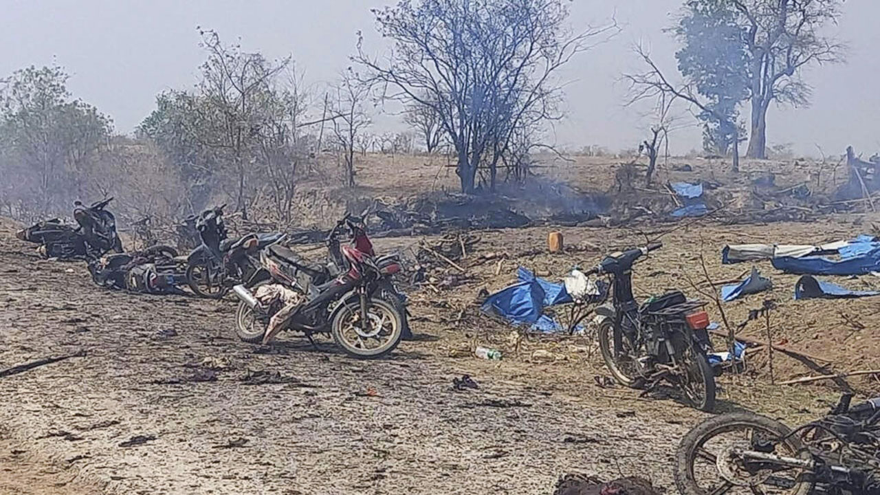মিয়ানমারে নির্বাচনের সময় জান্তার বিমান হামলা, নিহত অন্তত ১৭০