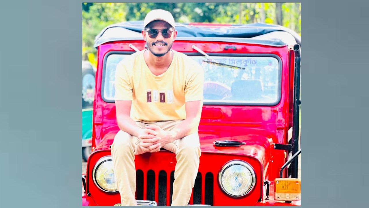 কুমিল্লায় ট্রেনে সাবেক ব্যাংক কর্মকর্তার মৃত্যু ঘিরে নানা প্রশ্ন