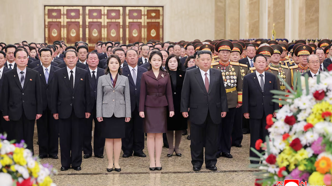 কেন মেয়েকে ফের জনসমক্ষে আনলেন কিম জং উন?