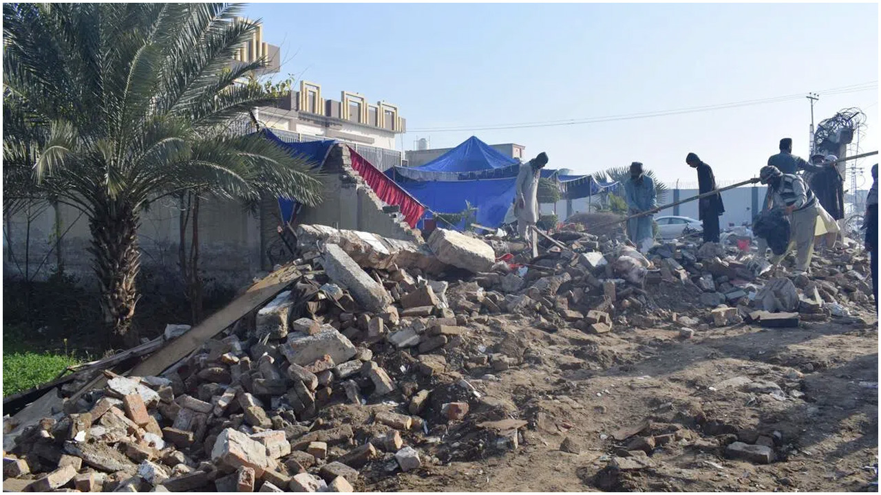 পাকিস্তানে বিয়ের অনুষ্ঠানে আত্মঘাতী হামলা, নিহত অন্তত ৭