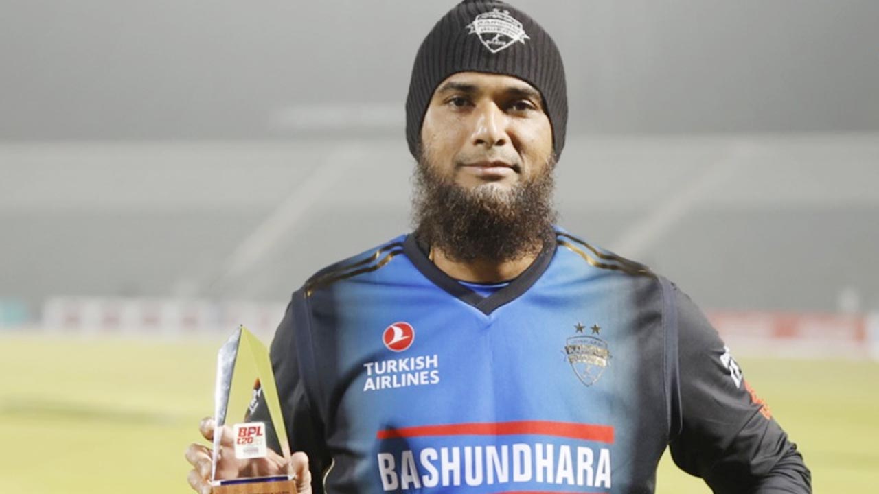 আর কতদিন ক্রিকেট খেলতে চান জানালেন মাহমুদউল্লাহ