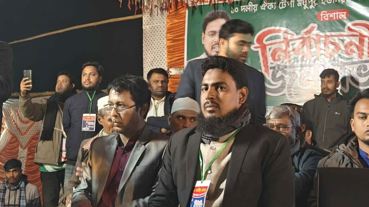 সংস্কার ও বিচারের প্রশ্নে দেশে এখন দুটি পক্ষ : আখতার হোসেন