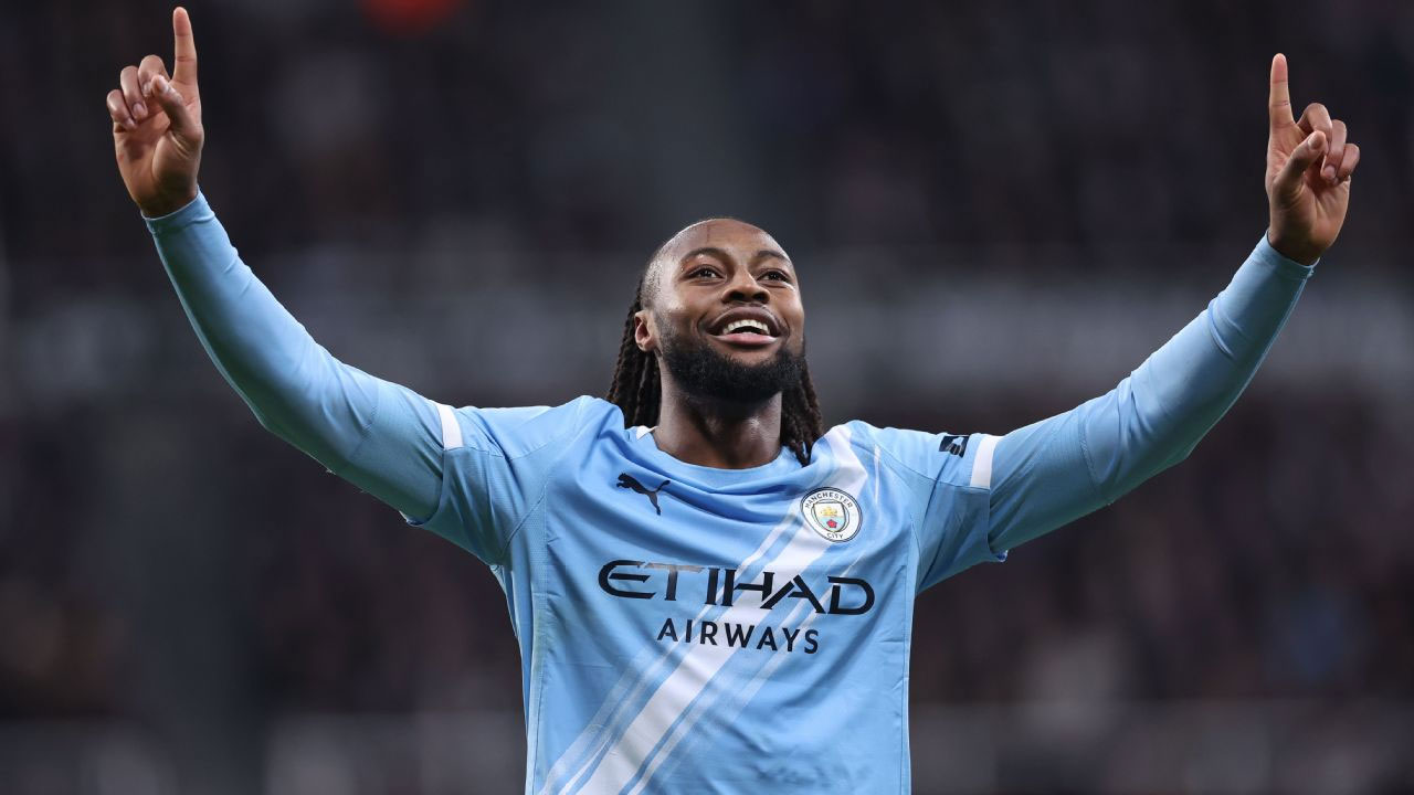 ফাইনালে ম্যানসিটির এক পা