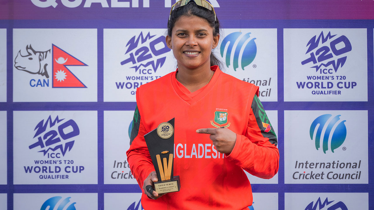 শারমিনের ফিফটি, সোবহানা ঝড়ে বাংলাদেশের চারে চার