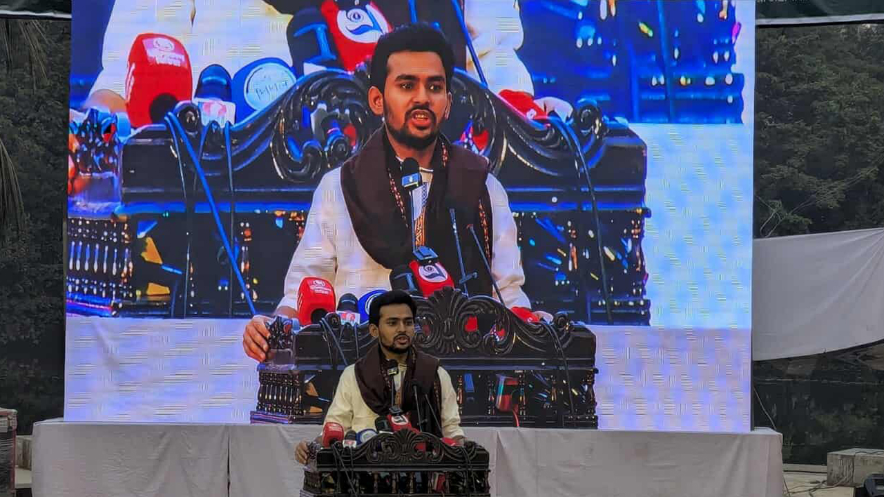 ১০ দলীয় জোট বিজয়ী হলে সুশাসন নিশ্চিত করা হবে : আসিফ মাহমুদ