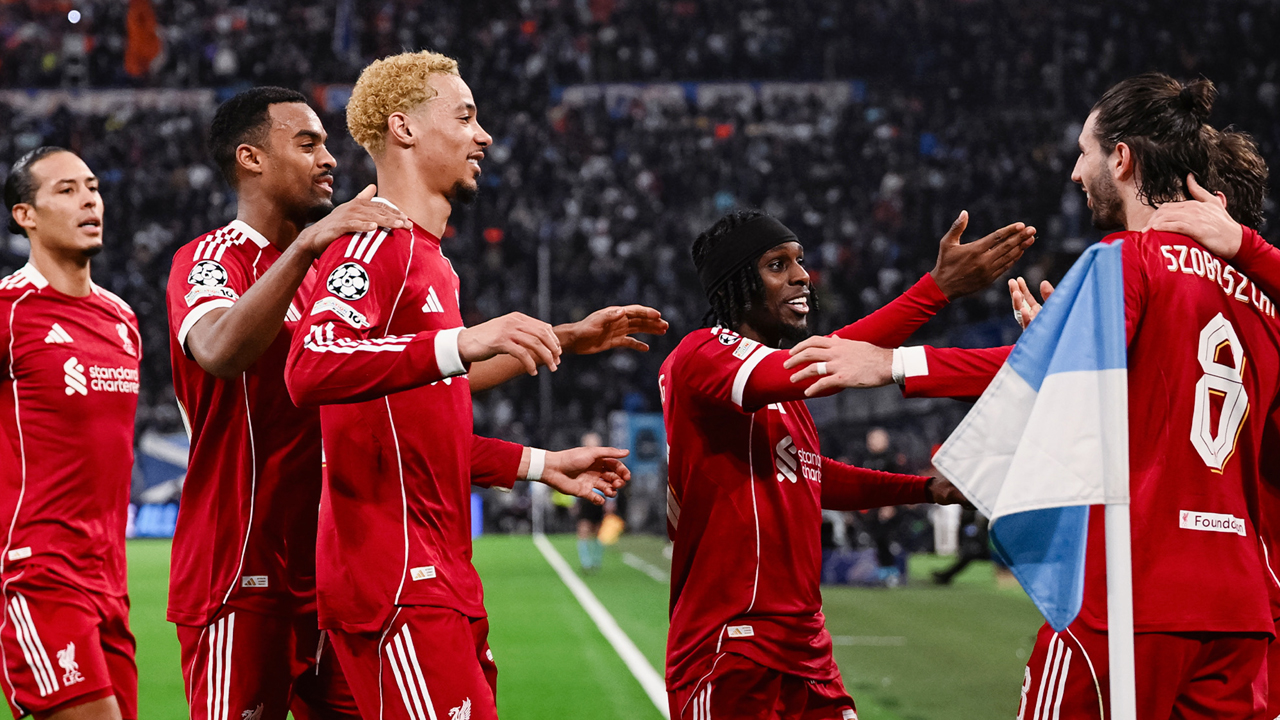 স্বস্তির জয়ে শীর্ষ চারে লিভারপুল ও ১০ জনের বায়ার্ন