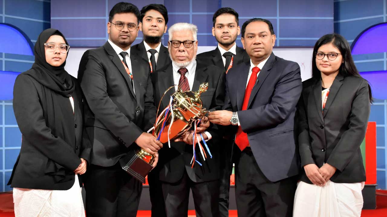 শেখ হাসিনার আমলে নির্বাচন হয়নি বলেই বিপ্লব হয়েছে : বিচারপতি আবদুল মতিন