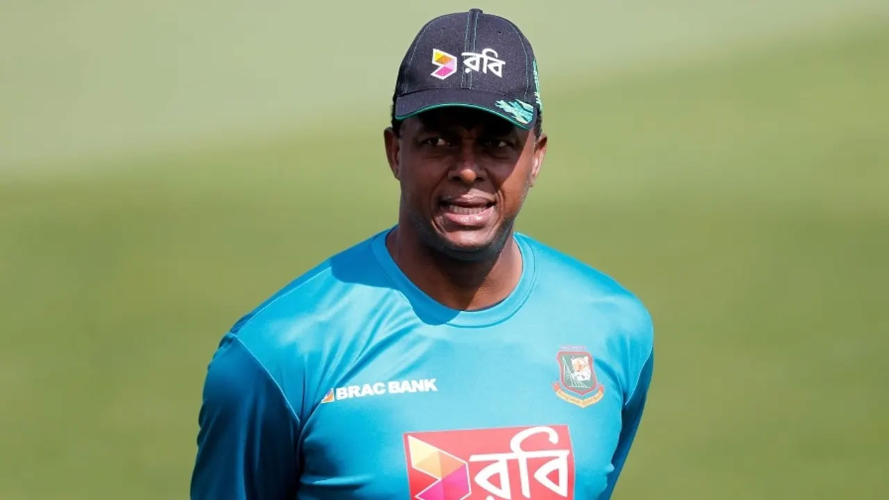 বাংলাদেশের সাবেক কোচ এখন জিম্বাবুয়ের বোলিং পরামর্শক