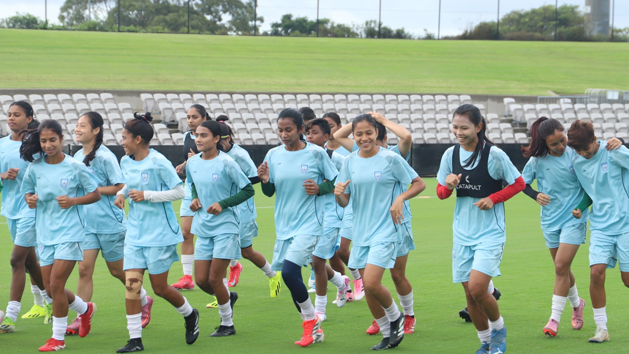 ইতিহাস গড়ার অপেক্ষা, চীনের বিপক্ষে নামছে বাংলাদেশ