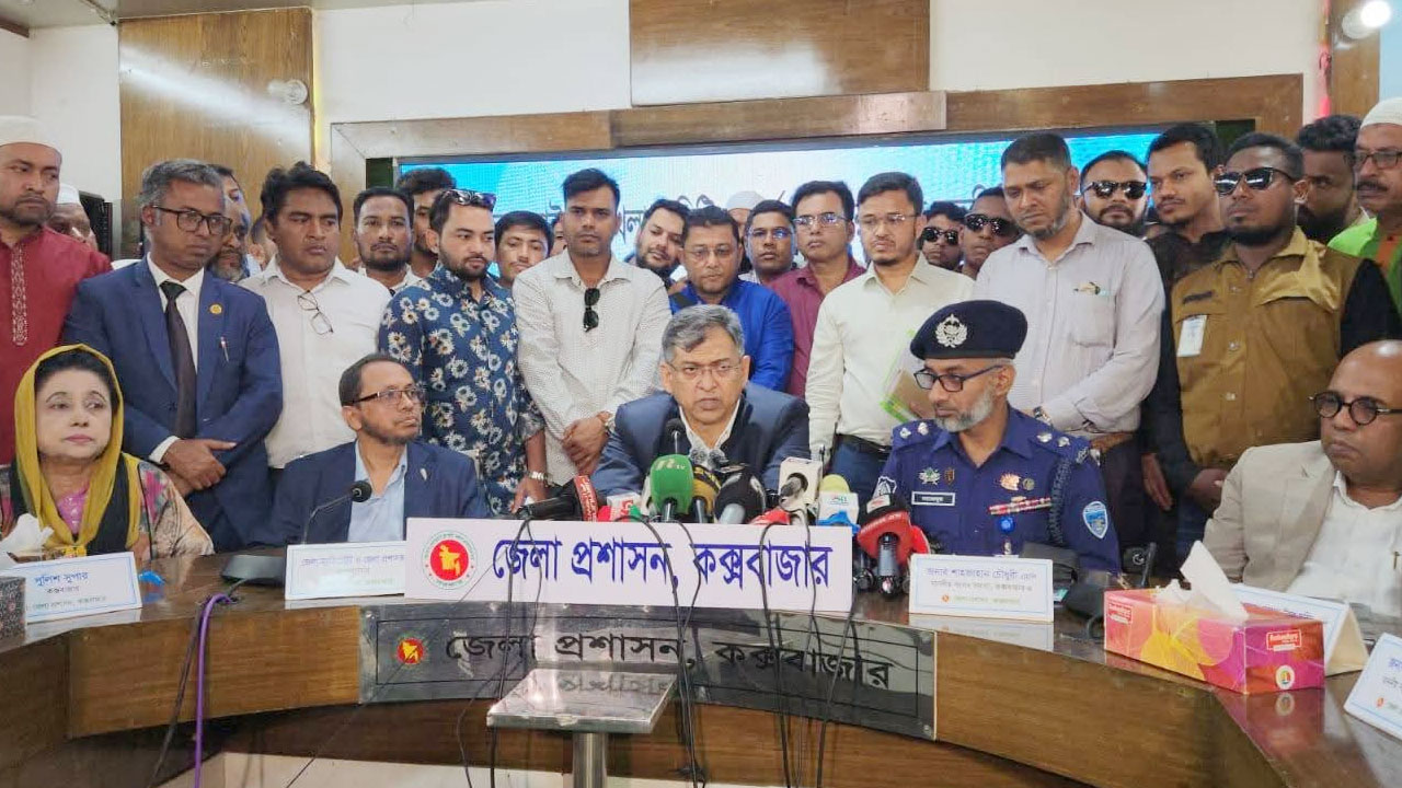 হাদি হত্যার দুই আসামিকে দেশে ফেরানোর উদ্যোগ নেওয়া হচ্ছে