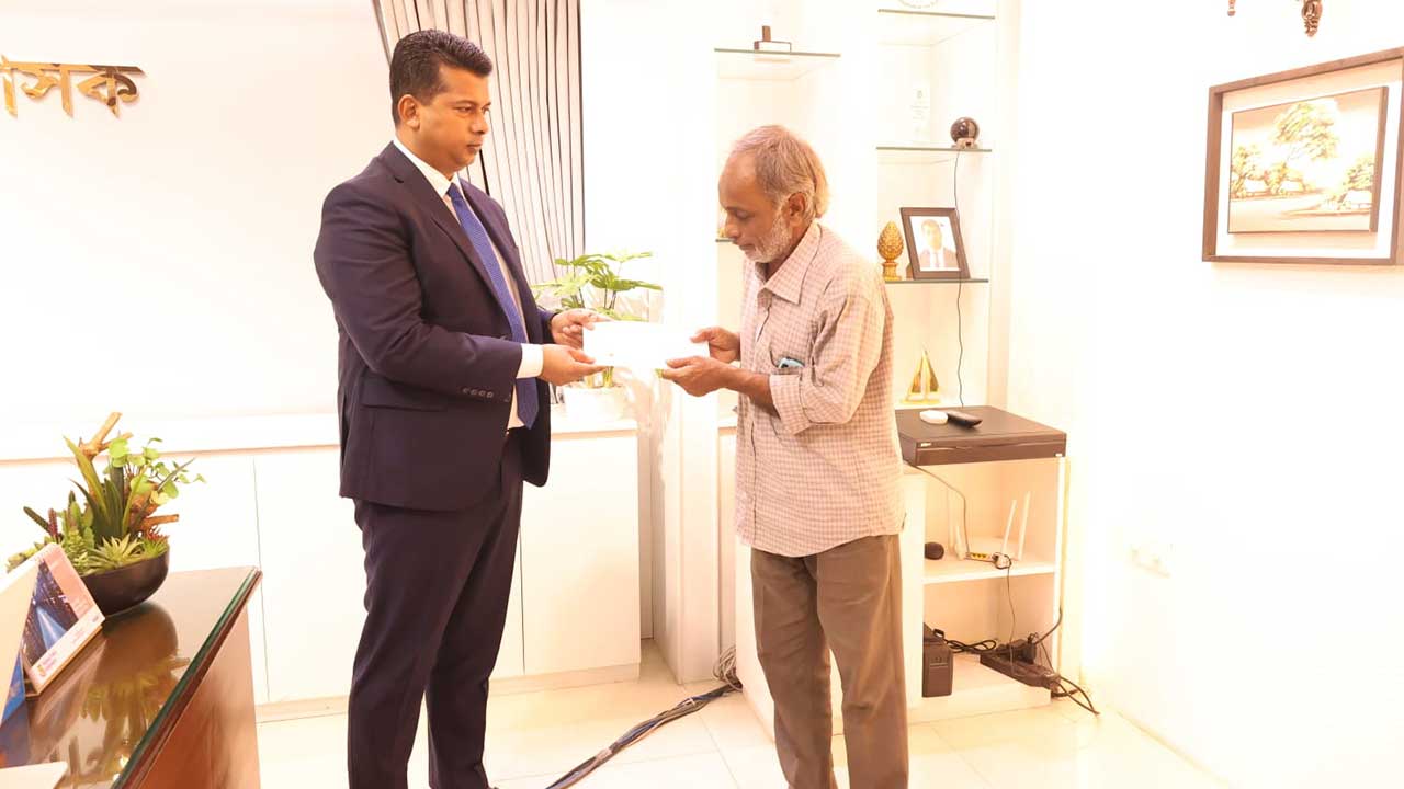 ডিসির গণশুনানিতে গেলে সব অন্ধকার কেটে যায় আলাউদ্দিনদের