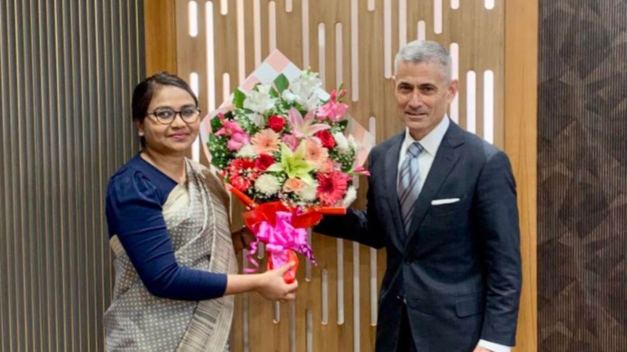 মার্কিন সহকারী পররাষ্ট্রমন্ত্রী পল কাপুর ঢাকায়