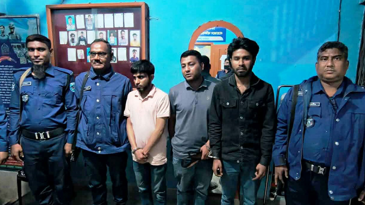 চাঁদা দাবি করতে গিয়ে আটক ৩ বিএনপি নেতা কারাগারে