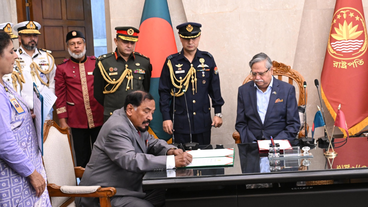 আমার কাছে সরকারি-বিরোধী দল আলাদা কিছু নয় : স্পিকার