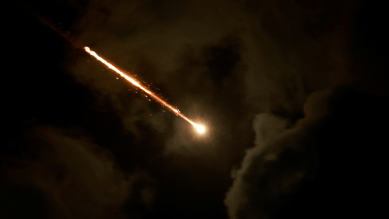 ইসরায়েলে এক ঘণ্টার মধ্যে তিন দফা মিসাইল ছুড়ল ইরান