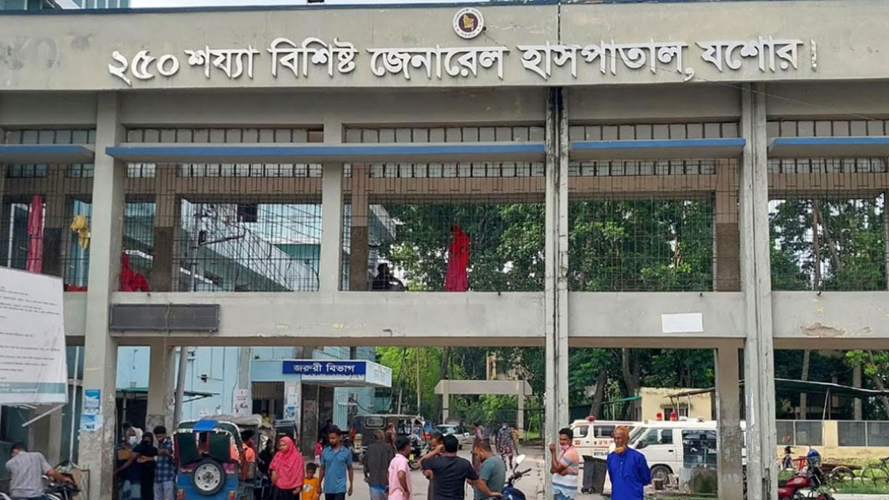 ৭ বছরের শিশুকে ধর্ষণ, অভিযুক্ত নানা পলাতক