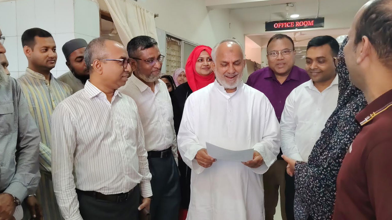 নগরবাসীর স্বাস্থ্যসেবা নিশ্চিত করা প্রথম অগ্রাধিকার