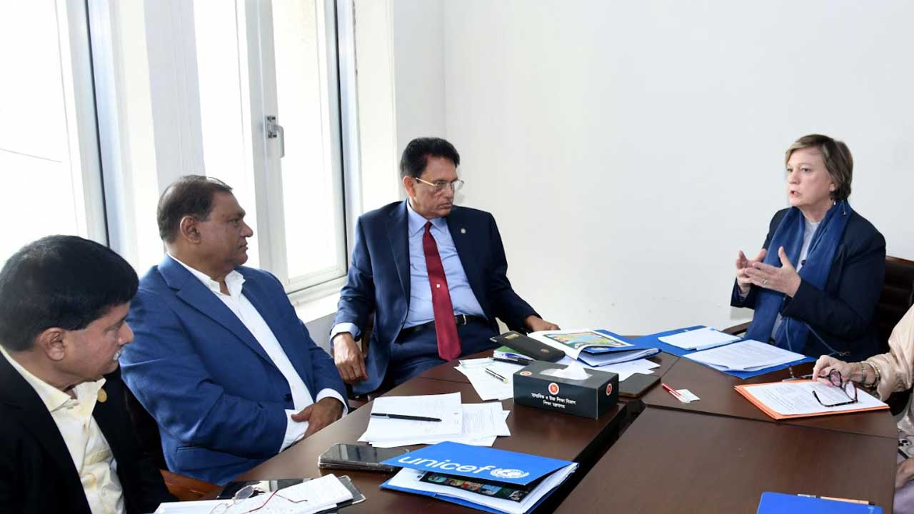 শিক্ষার মানোন্নয়নে কারিকুলাম পর্যালোচনার করা হবে : শিক্ষামন্ত্রী