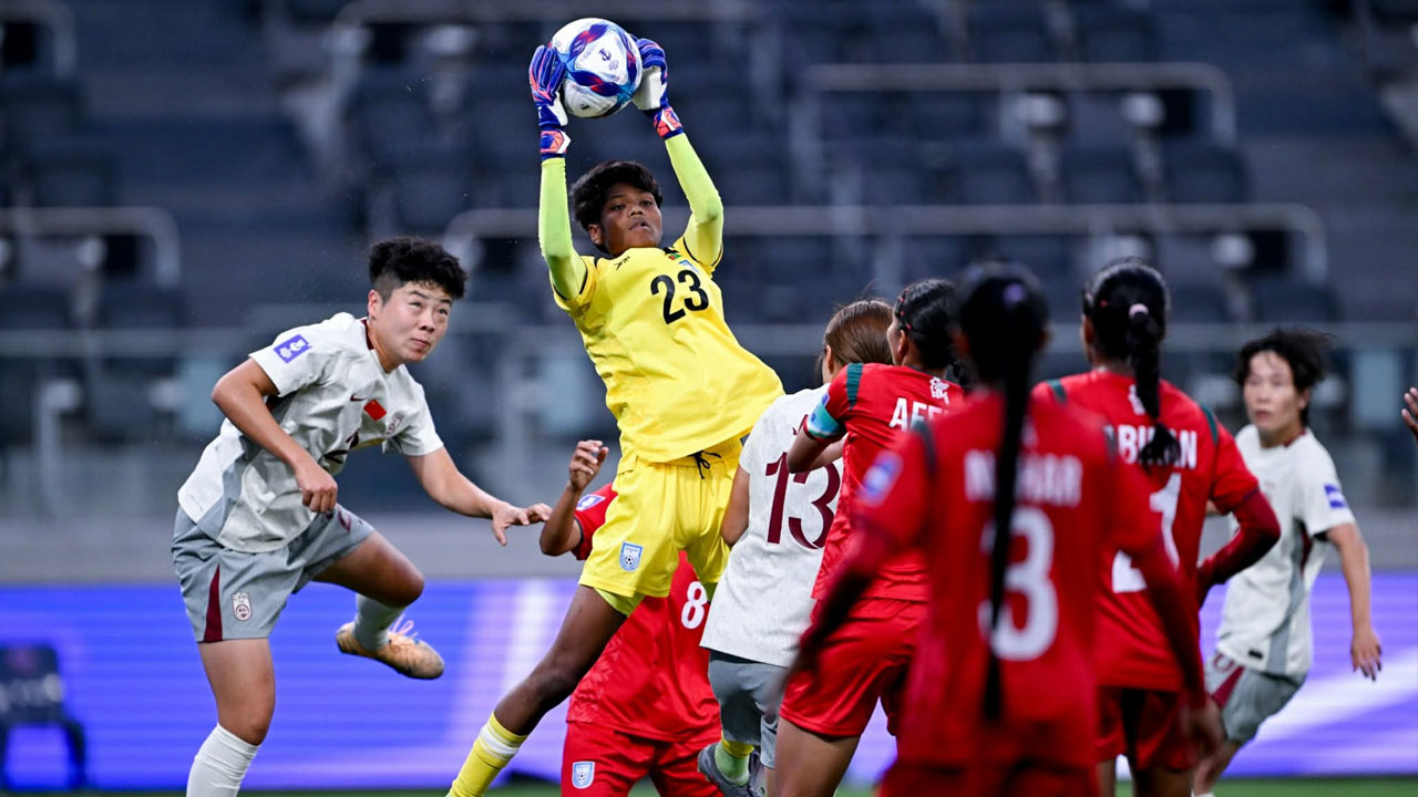 সমর্থকরা মুগ্ধ, খুশি কোচ, সন্তুষ্ট বাফুফে সভাপতি