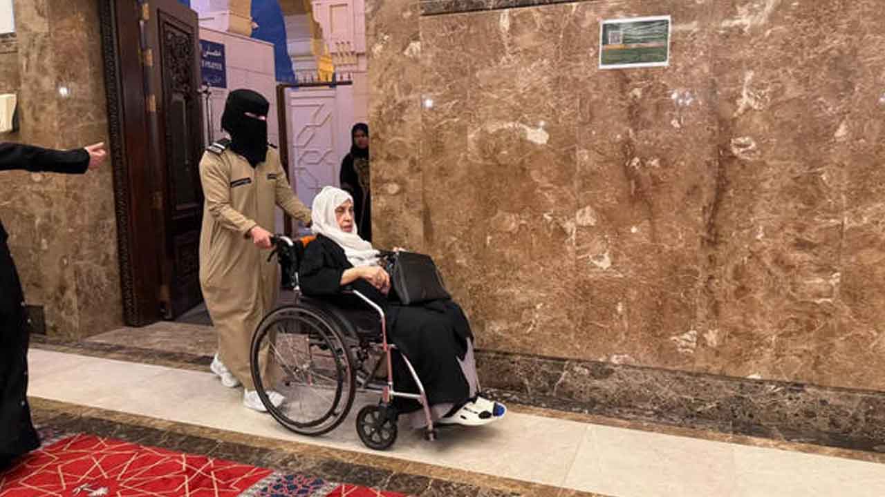 রমজানে নারীদের জন্য মদিনার মসজিদগুলোতে বিশেষ সেবা