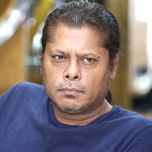 জেমস